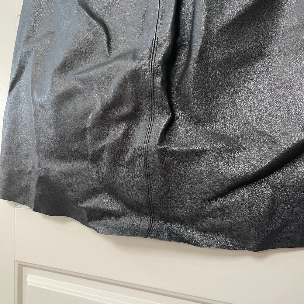 CUPCAKES AND CASHMERE | 100% Leather Skirt - Picture 8 of 16